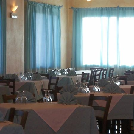 Hotel Baia Marina オロゼーイ レストラン 写真