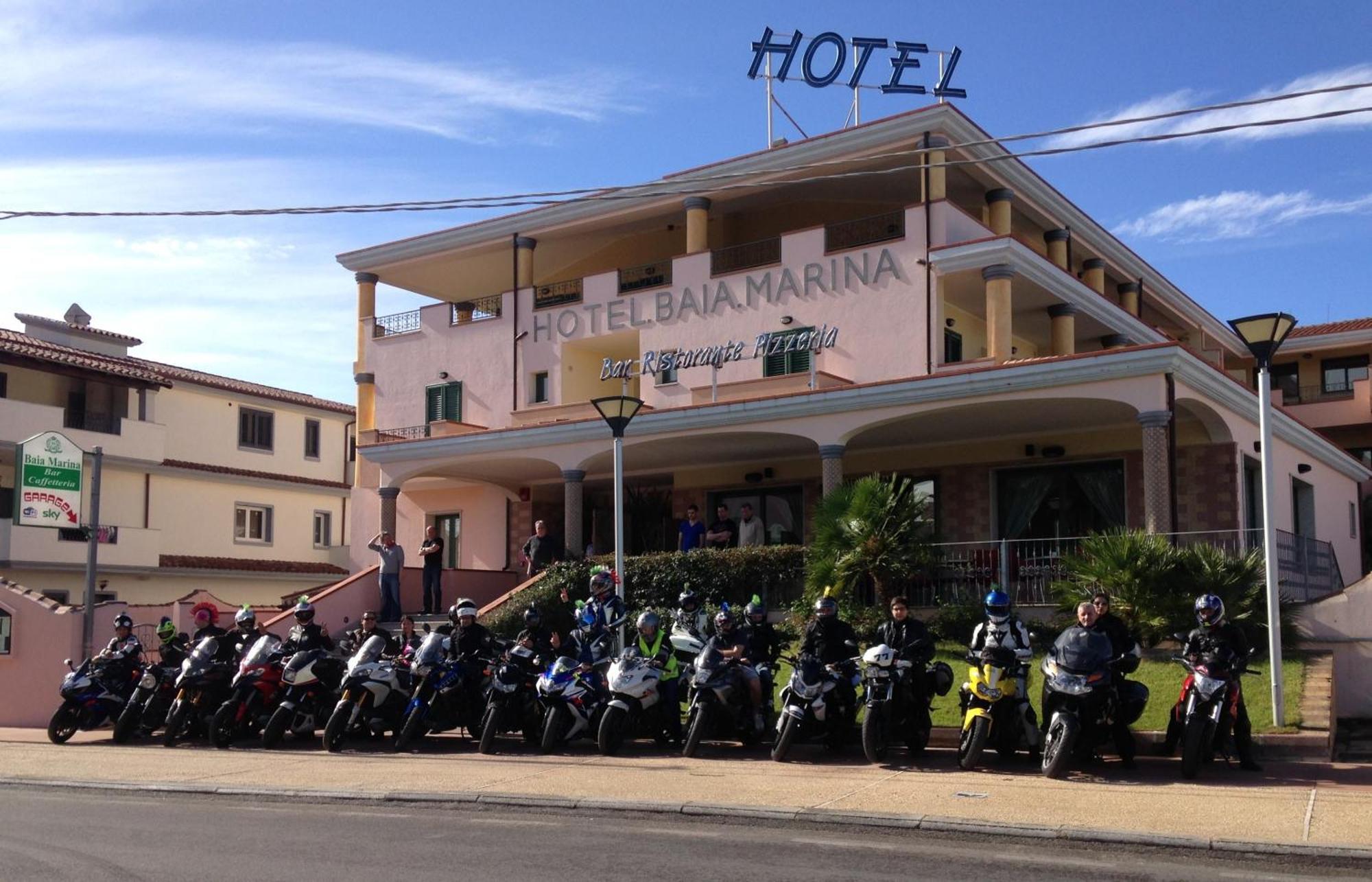 Hotel Baia Marina オロゼーイ エクステリア 写真